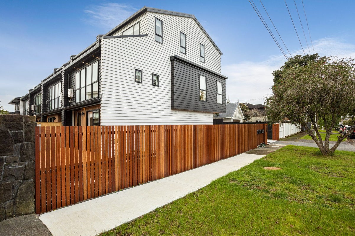 8A Cornwall Park Avenue, Epsom, Auckland - Carousel 2