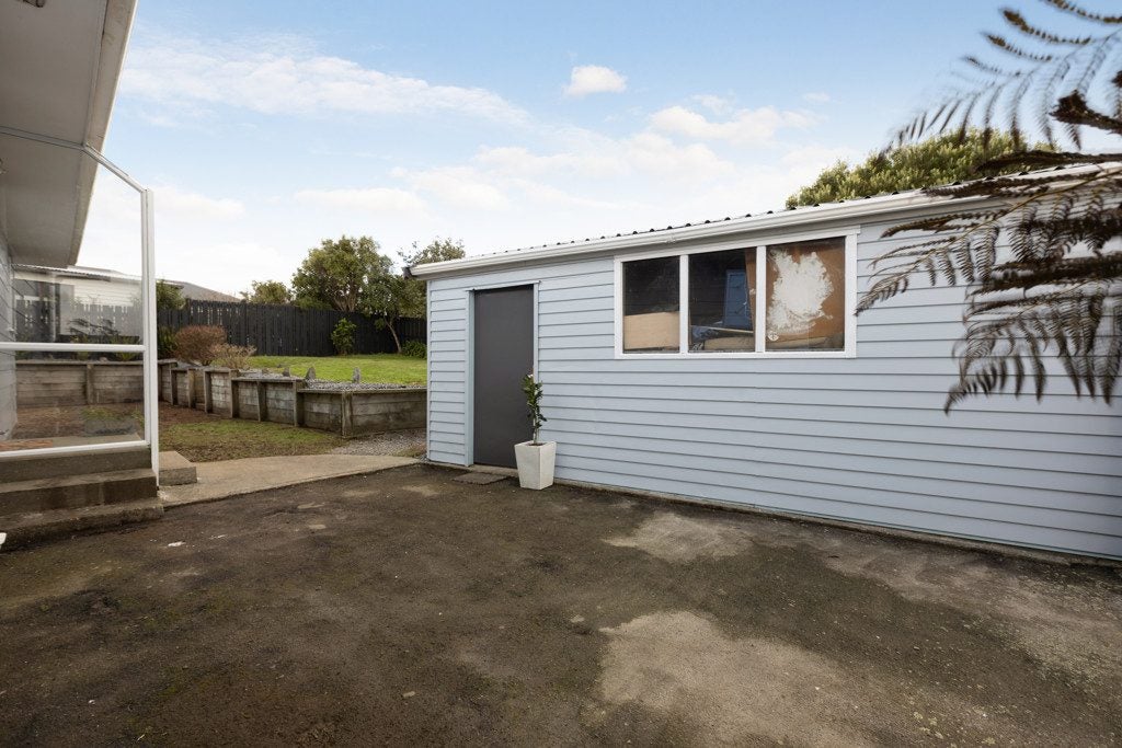 160 Mark Avenue, Grenada Village, Wellington - Carousel 16