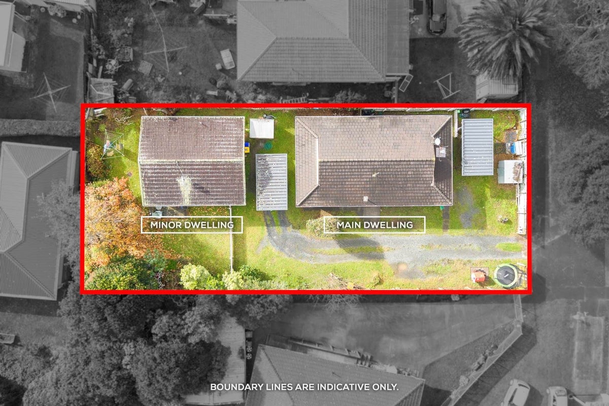 56 Molesworth Place, Mangere, Auckland - Carousel 1