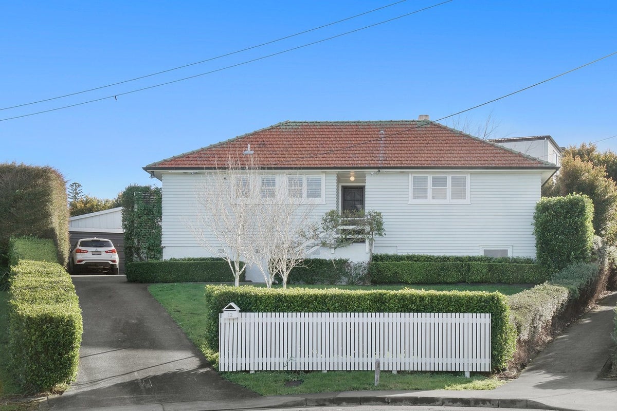 12 Cintra Place, Glen Innes, Auckland - Carousel 17