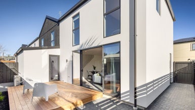 4/3 Humboldt Street, Sydenham, Christchurch - Carousel 1