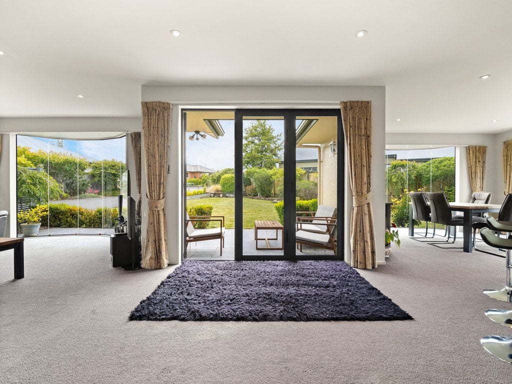 12 Sunninghurst Drive, Fairfield, Dunedin - Carousel 2