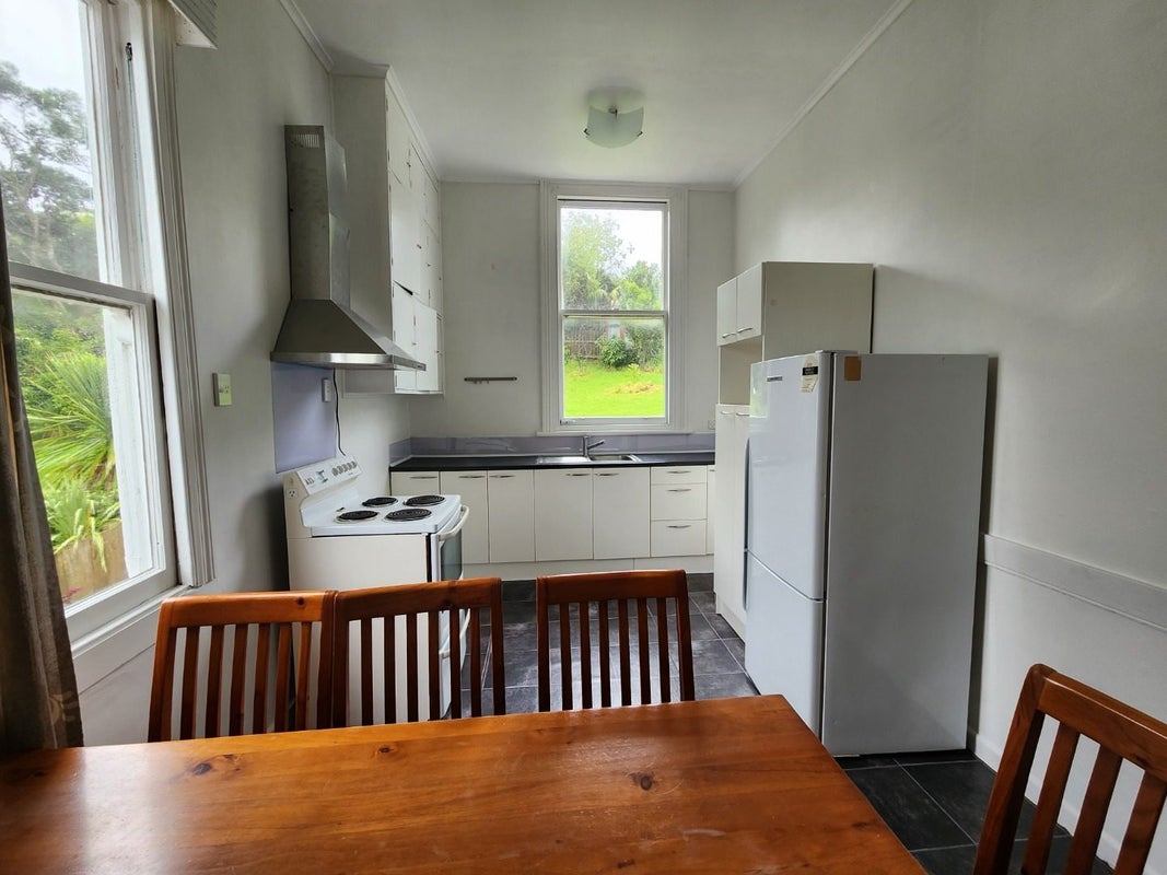 2/44 Third Avenue, Kingsland, Auckland - Carousel 2