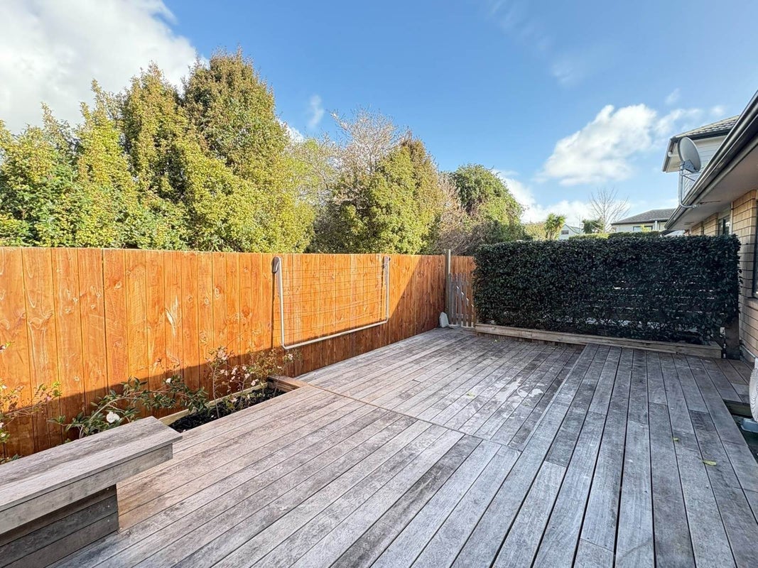 10 Kahika Grove, Huapai, Kumeu - Carousel 2