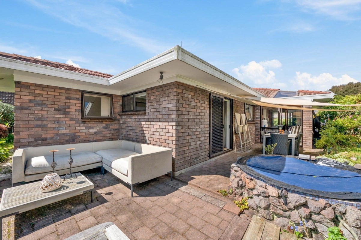 27B Grey Street, Glenholme, Rotorua - Carousel 1