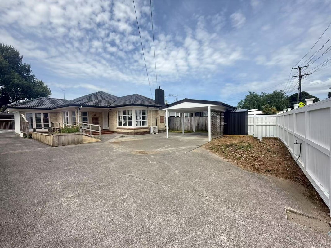 2/11 Church Road, Mangere Bridge, Auckland - Carousel 2