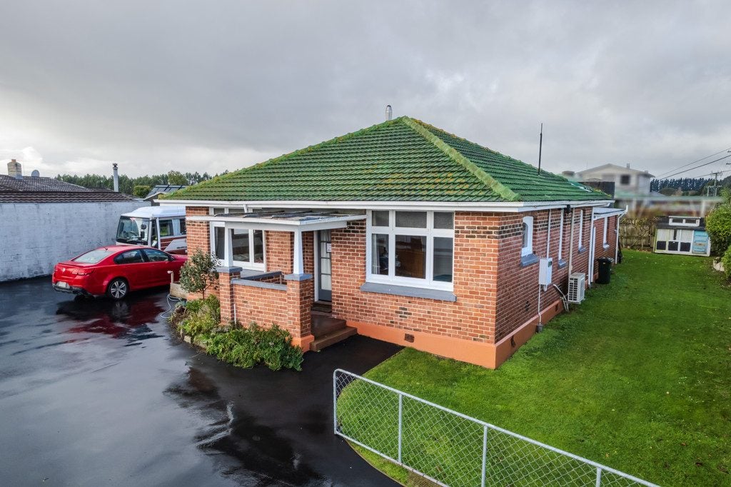 25 Charles Street, Weston, Oamaru - Carousel 1