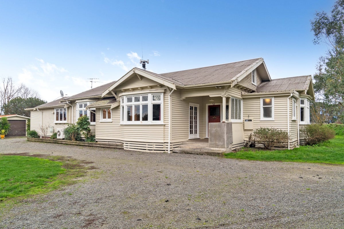 50 Battersea Road, Morison Bush, Greytown - Carousel 1