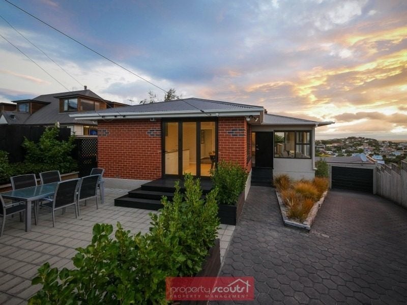 6 Kinvig Street, Andersons Bay, Dunedin - Carousel 1
