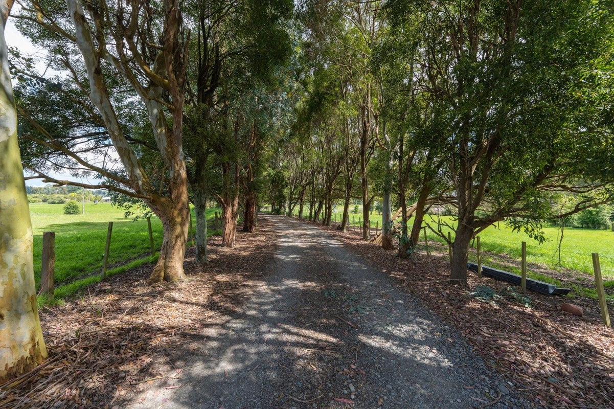 986 Halcombe Road, Halcombe, Feilding - Carousel 1