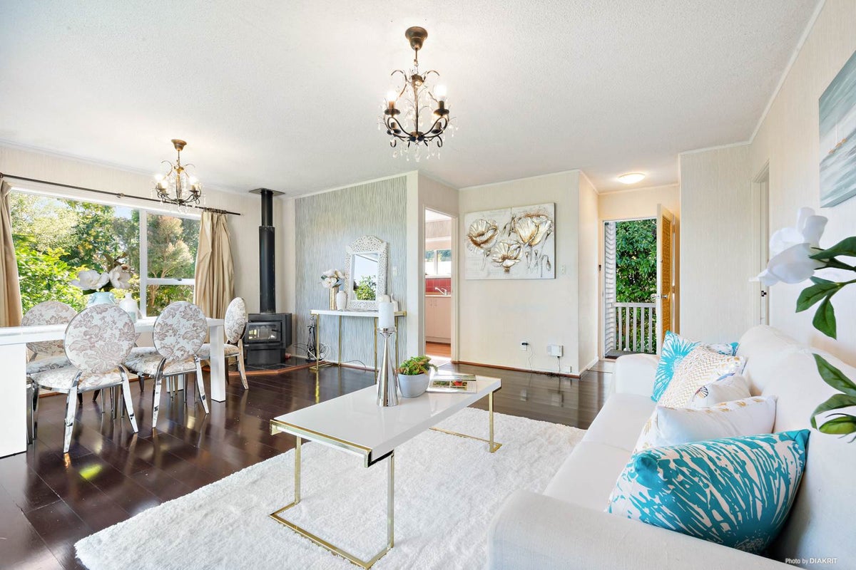 1/119 Pigeon Mountain Road, Half Moon Bay, Auckland - Carousel 2