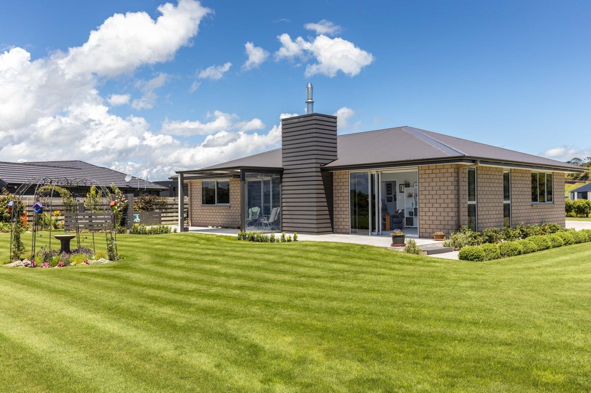 523 Ngatimaru Road, Tikorangi, Waitara - Carousel 1