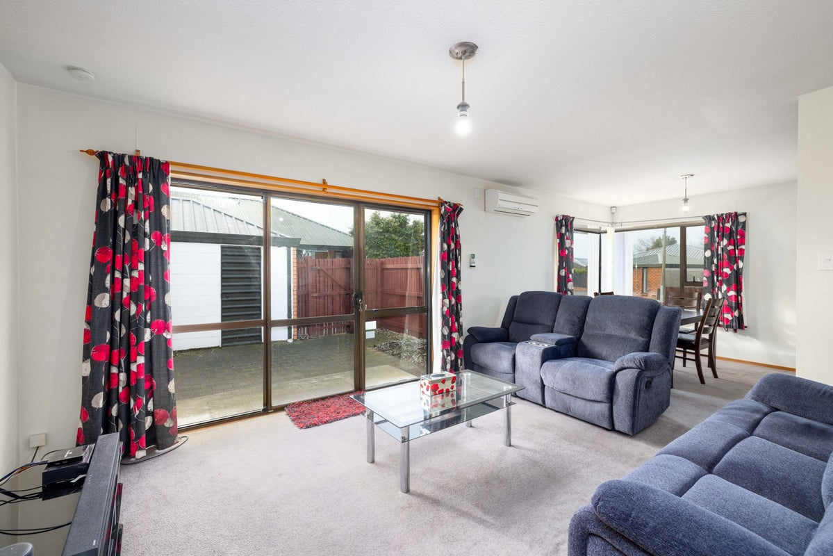 6A Edwins Way, Burwood, Christchurch - Carousel 2