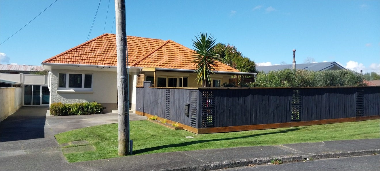 25 Fifth Avenue, Avenues, Whangarei - Carousel 1