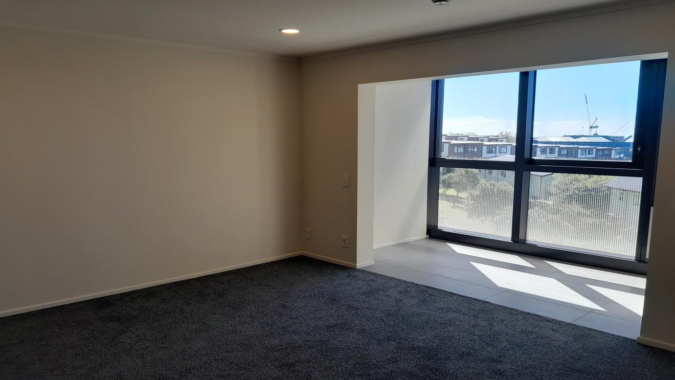 3K/16 Burton Street, Grafton, Auckland - Carousel 2