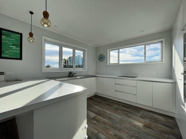 13 Oxford Street, West End, Timaru - Carousel 2