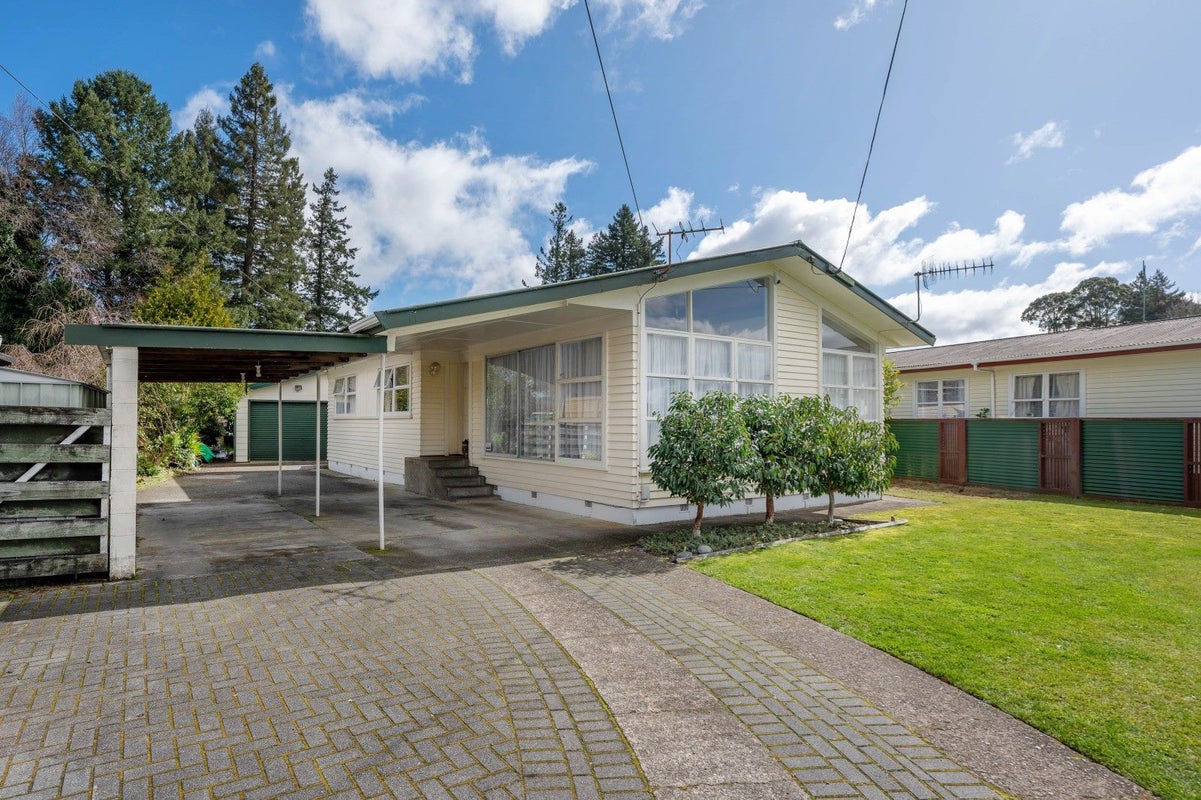 67 Martin Street, Utuhina, Rotorua - Carousel 1