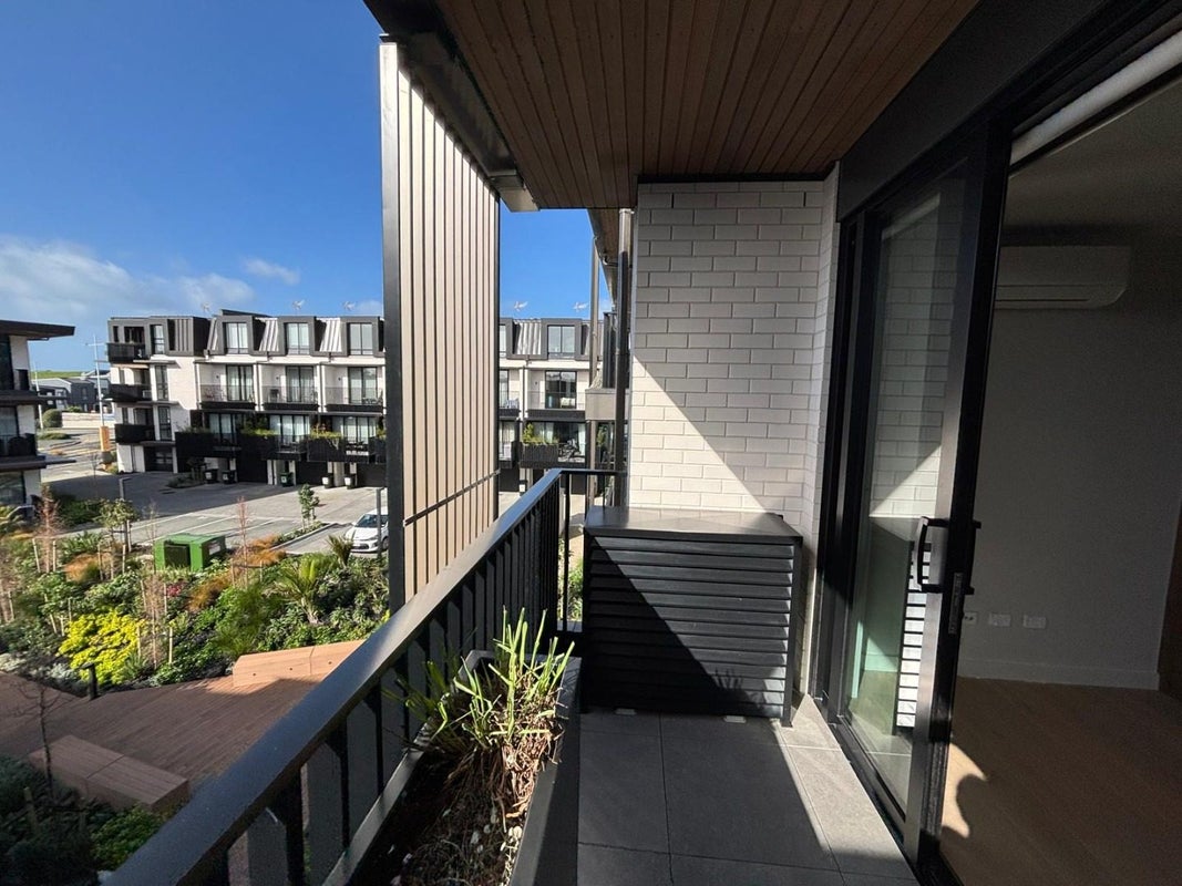 304/21 Pennant Street, Long Bay, Auckland - Carousel 7