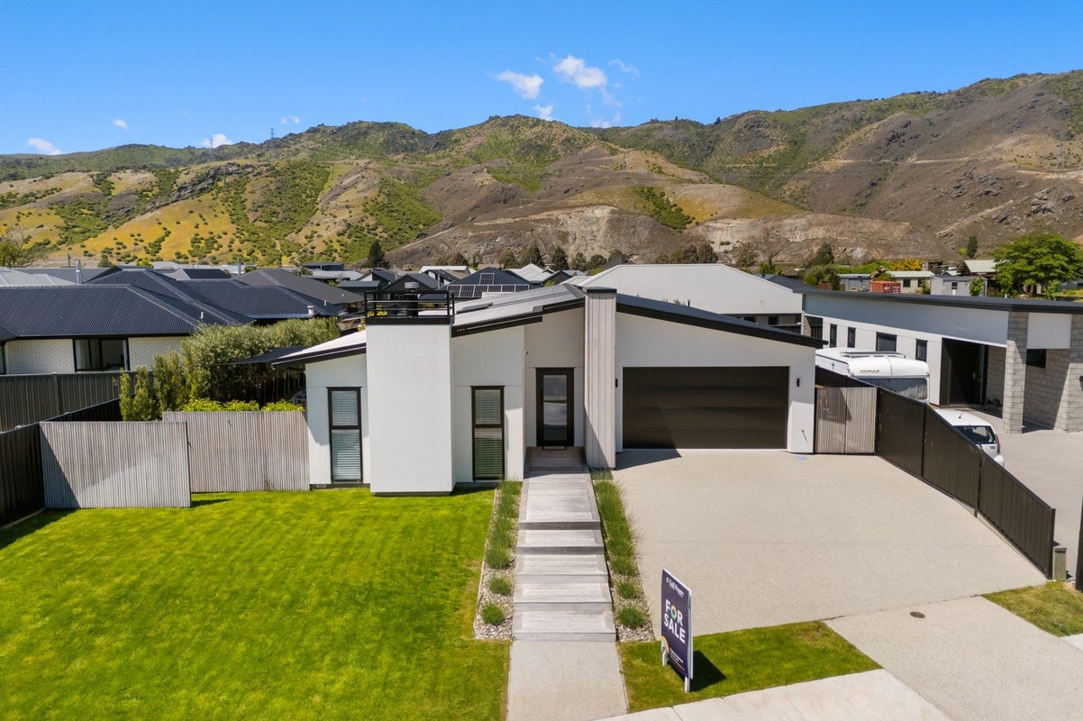 3 Bradford Street, Cromwell, Central Otago, Otago - Carousel 1
