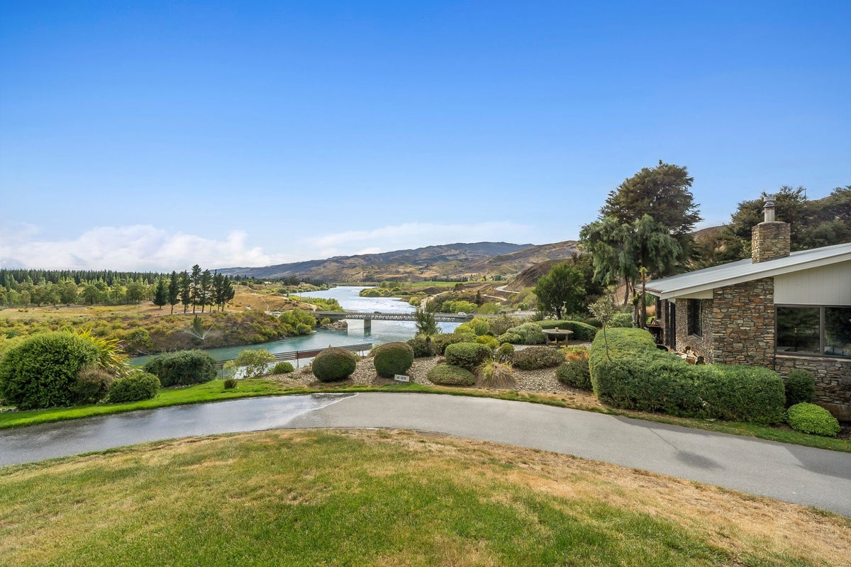 380 Bannockburn Road, Bannockburn, Cromwell - Carousel 1