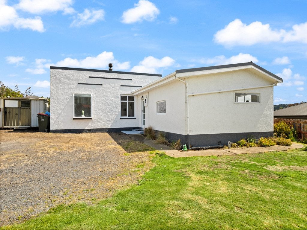 12 North Taieri Road, Abbotsford, Dunedin - Carousel 1
