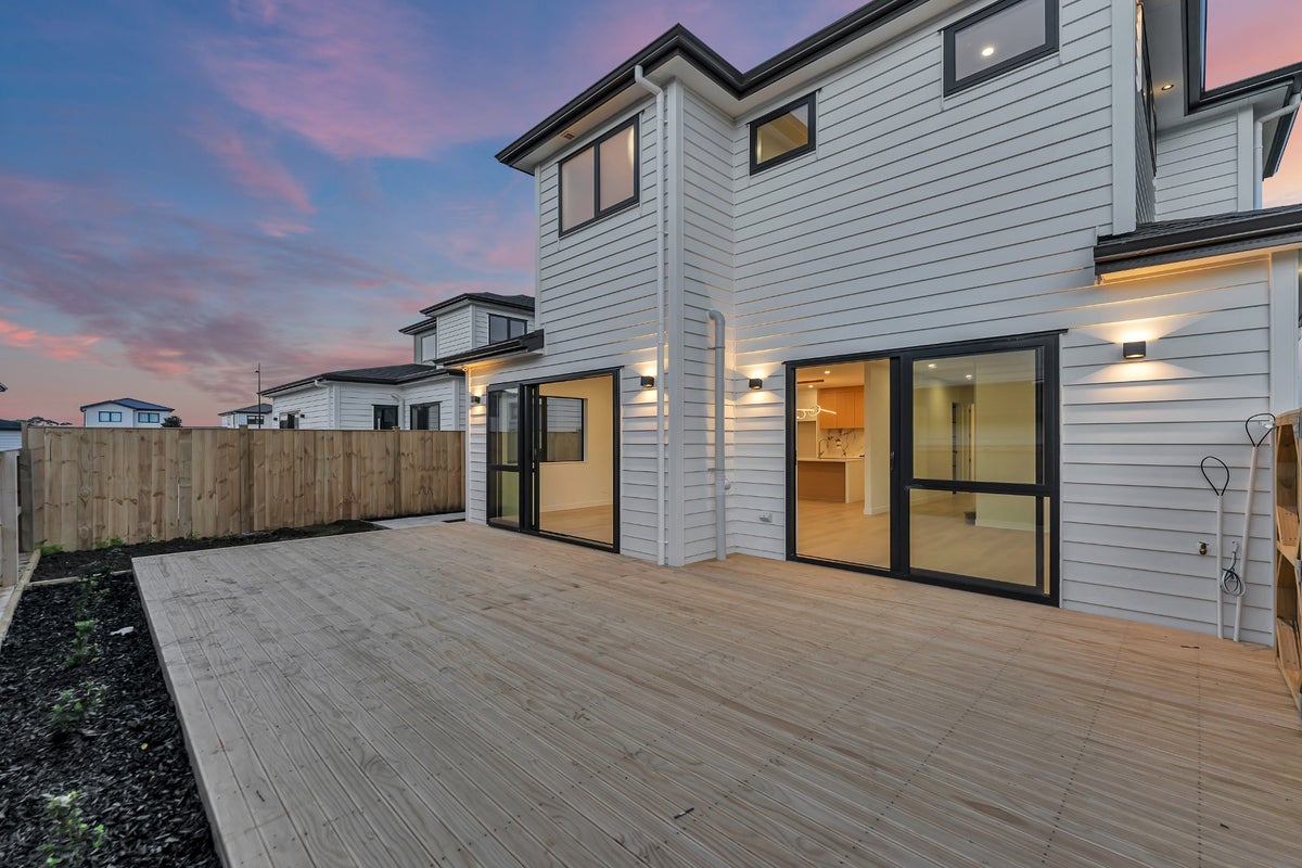14 Gertrude Cole Road, Clarks Beach, Clarks Beach - Carousel 2