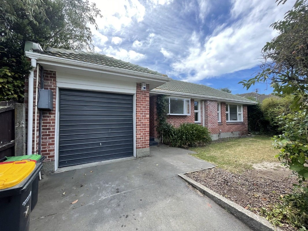 9 Hampton Place, Burnside, Christchurch - Carousel 2