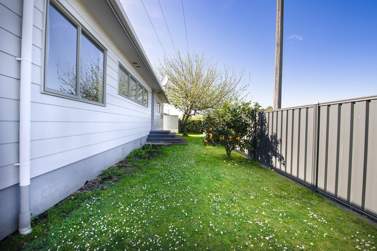 84 Murphy Road, Taradale, Napier - Carousel 11