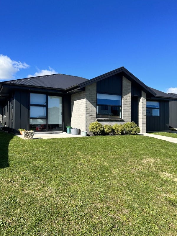 1/12 Tokerau Drive, Rototuna North, Hamilton - Carousel 1