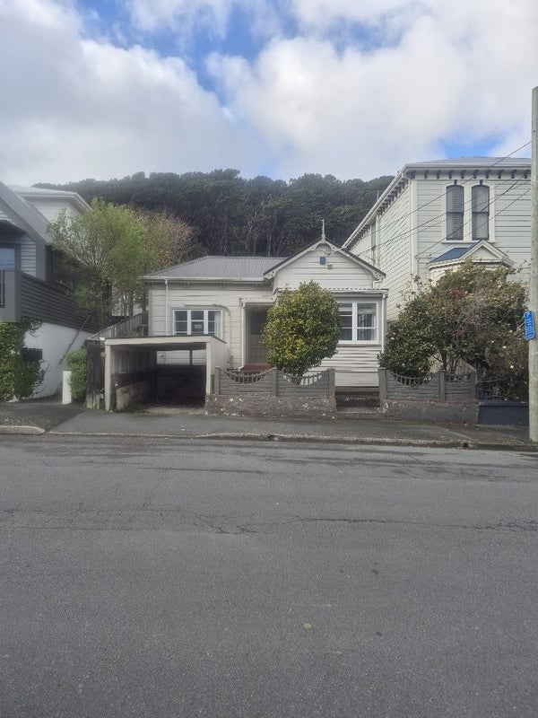 87 Austin Street, Mount Victoria, Wellington - Carousel 1