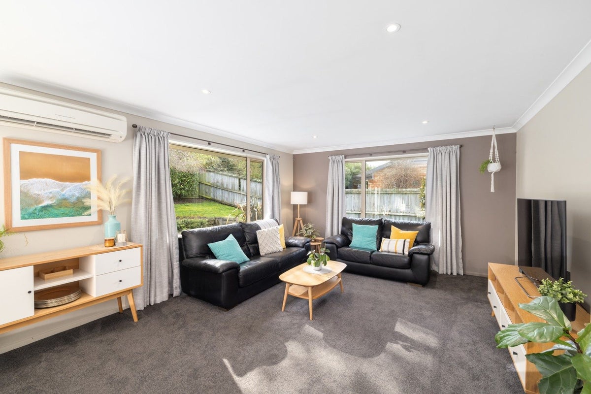 49 Birkdale Drive, Shirley, Christchurch - Carousel 2