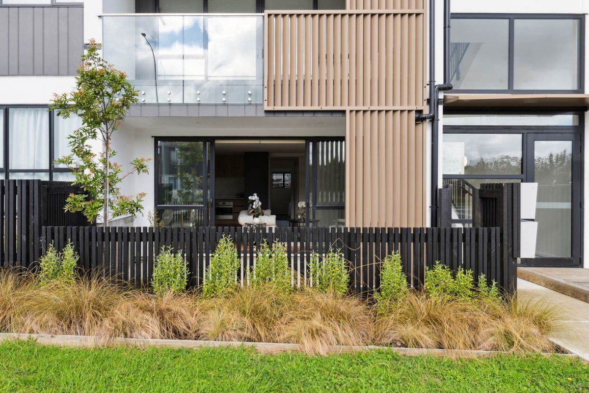 204/3 Dishys Road, Flat Bush, Auckland - Carousel 2