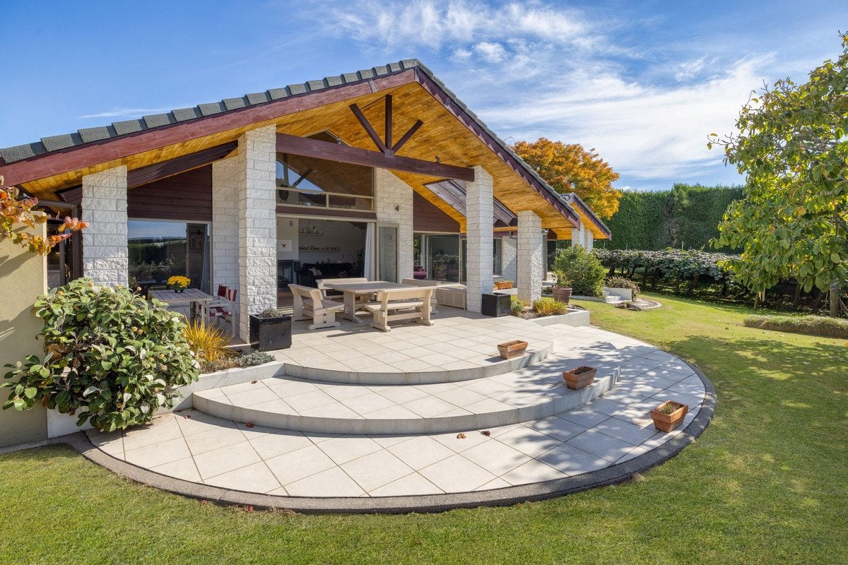 13 James Road, Te Puna, Tauranga - Carousel 1