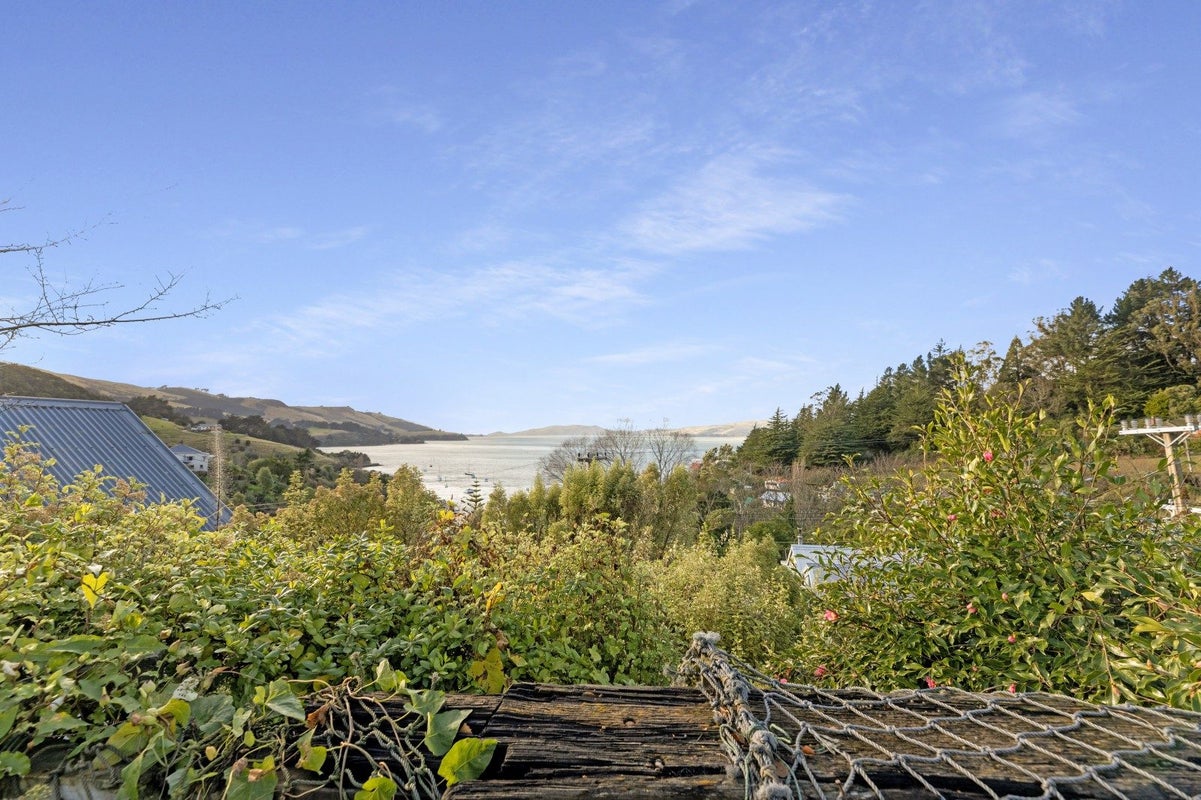 2 Coombe Hay Terrace, Careys Bay, Port Chalmers - Carousel 2