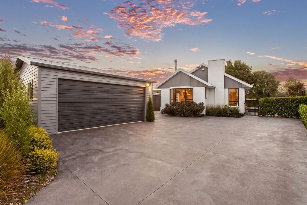 81 Cotswold Avenue, Bishopdale, Christchurch - Carousel 1