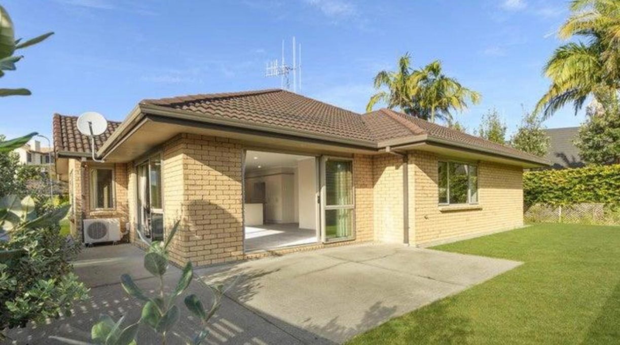 10 Rochdale Close, Bethlehem, Tauranga - Carousel 5