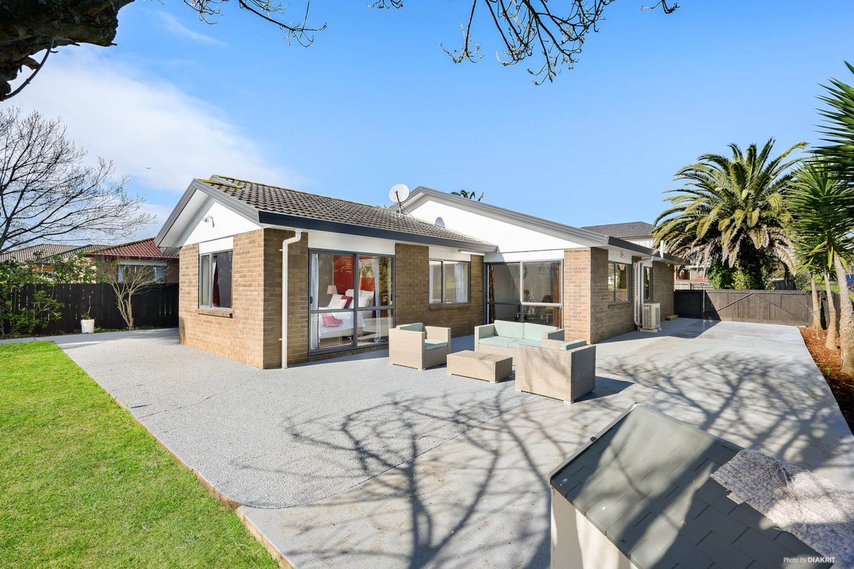 60 Pitt Avenue, Clendon Park, Auckland - Carousel 2