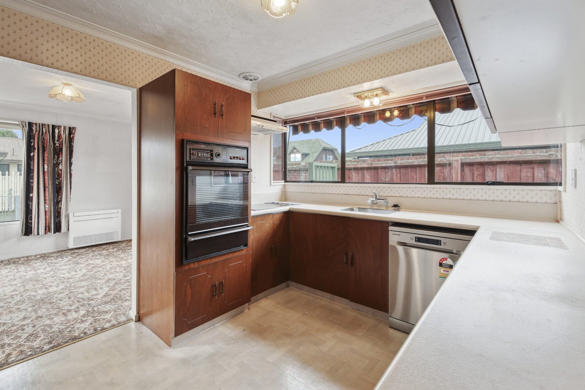 6 Withells Road, Avonhead, Christchurch - Carousel 2