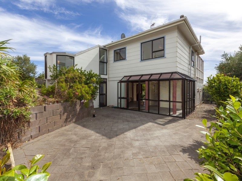 36 Field Way, Waikanae Beach, Waikanae - Carousel 2