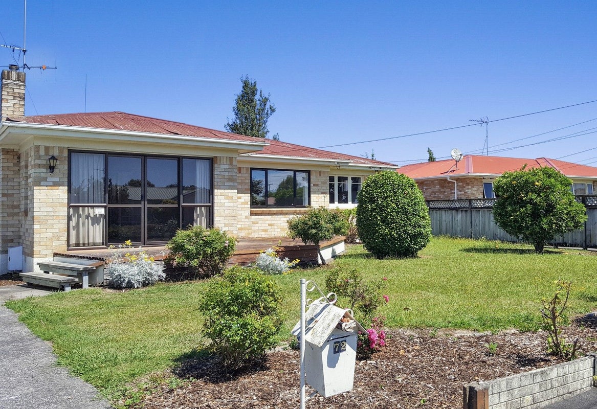 72 Vardon Road, St Andrews, Hamilton - Carousel 1
