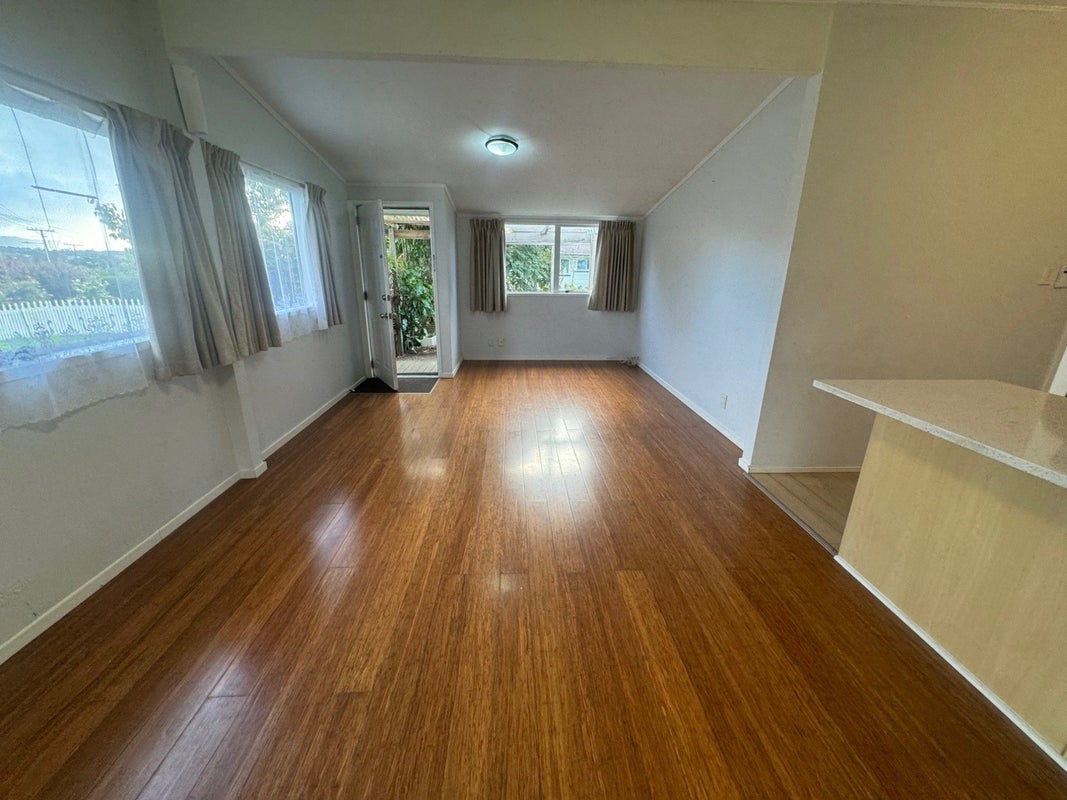 26 Tania Place, Blockhouse Bay, Auckland - Carousel 2