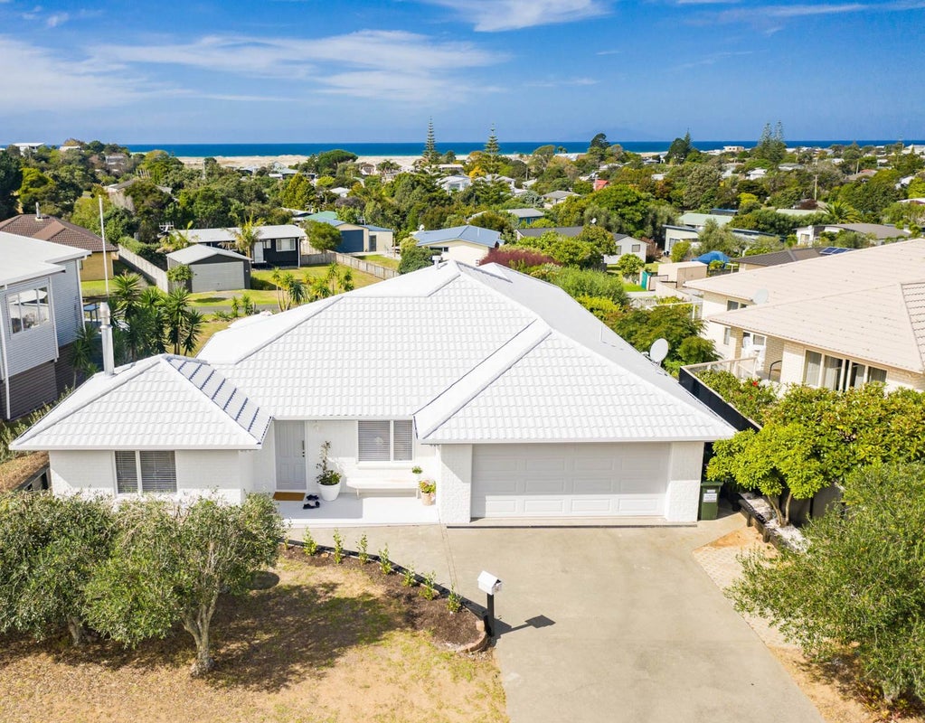 16 Driftwood Place, Mangawhai Heads, Mangawhai - Carousel 1