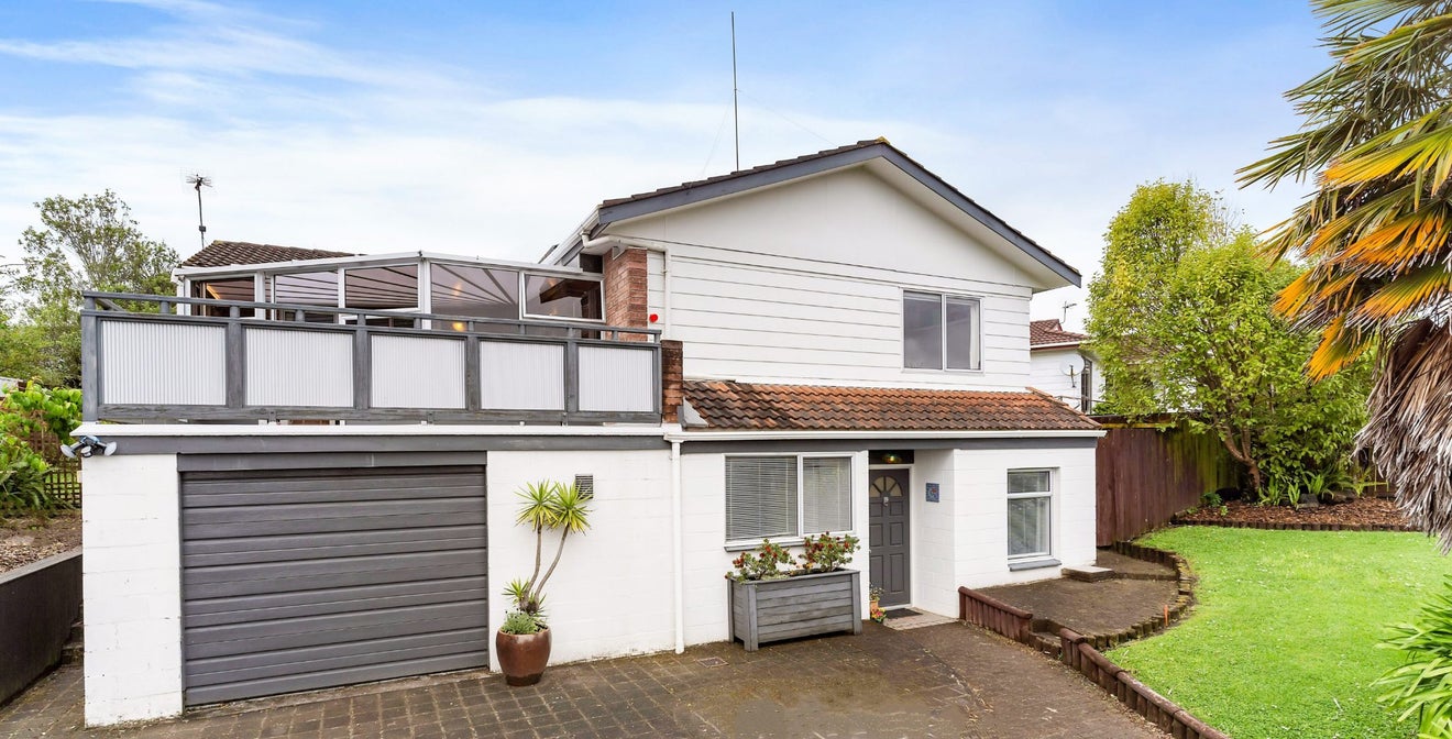 54 Marendellas Drive, Bucklands Beach, Auckland - Carousel 1