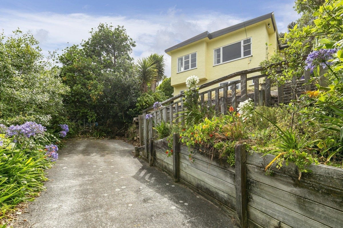 5 Harland Street, Brooklyn, Wellington - Carousel 1