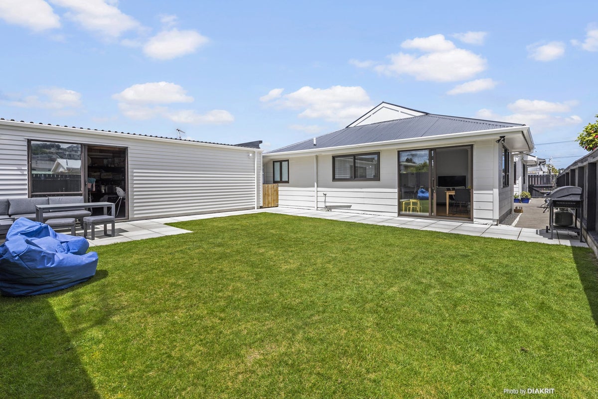 23A Byron Street, Miramar, Wellington - Carousel 1