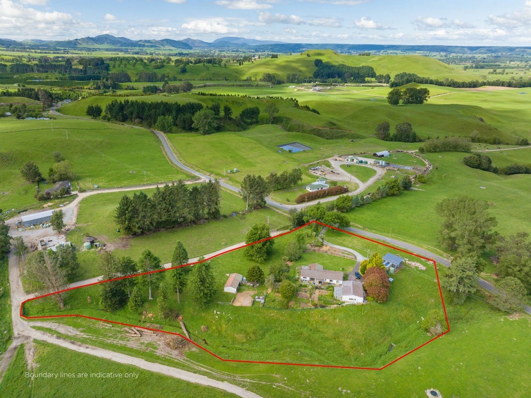 325 Springs Road, Mihi - Carousel 1
