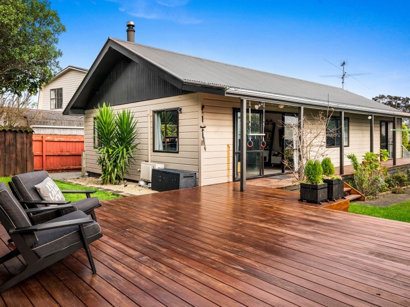 32A Shanly Street, Brown Owl, Upper Hutt - Carousel 2