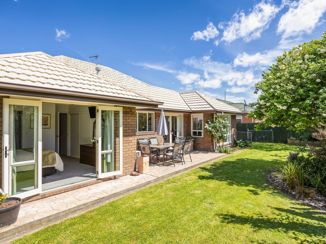 42A Grimseys Road, Redwood, Christchurch - Carousel 1