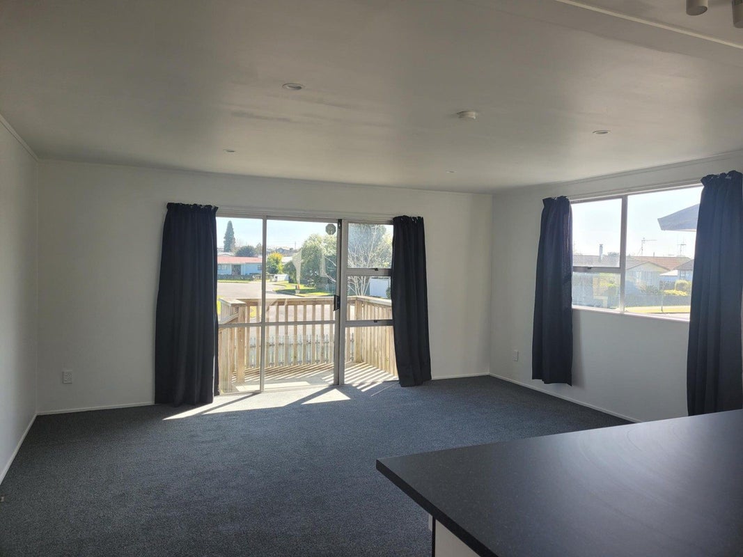 23 Blomfield Street, Nawton, Hamilton - Carousel 1