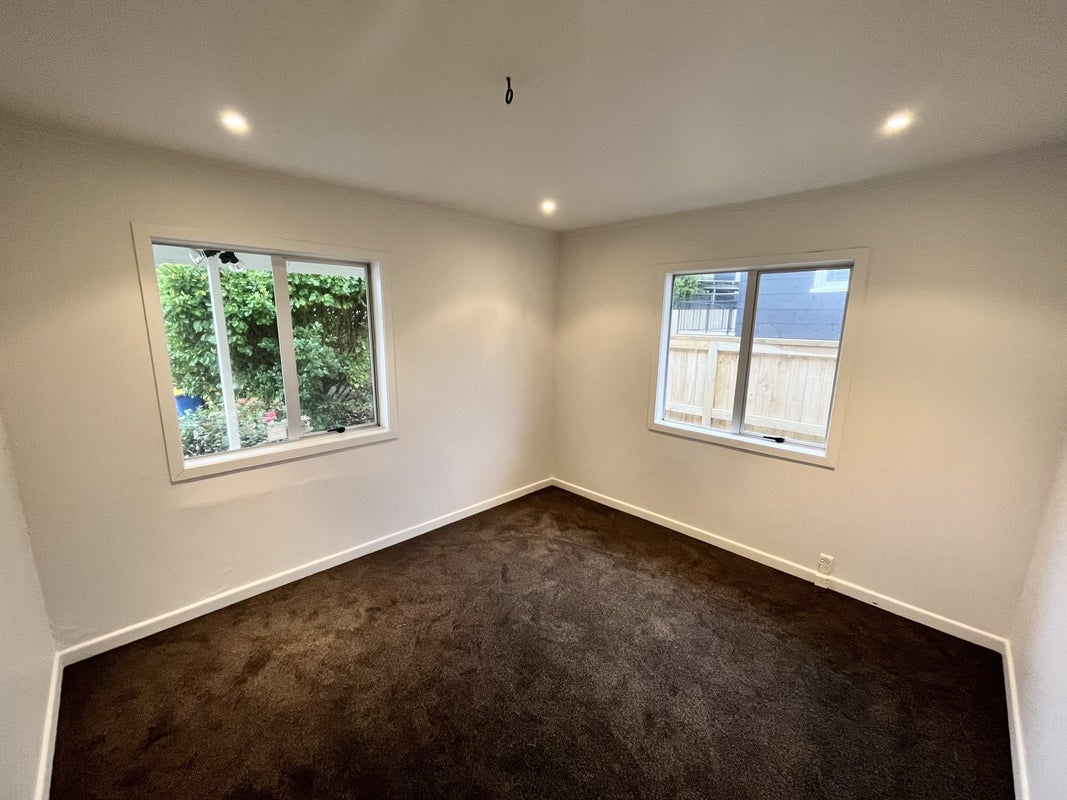 22 Norman Road, Titirangi, Auckland - Carousel 2